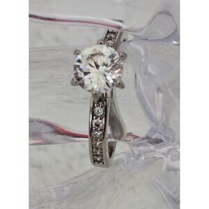 Round Cut CZ Engagement Ring Size 7.5 Accent Stones On Band